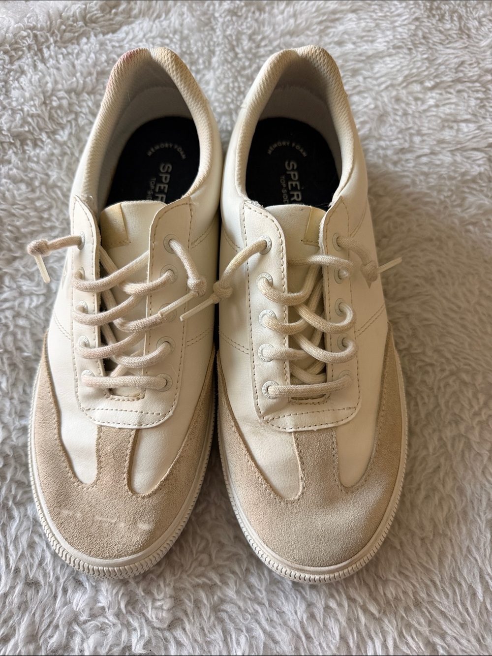 Sperry Top Sider women's slip-on Cream Leather & Suede Low-Top Sneakers